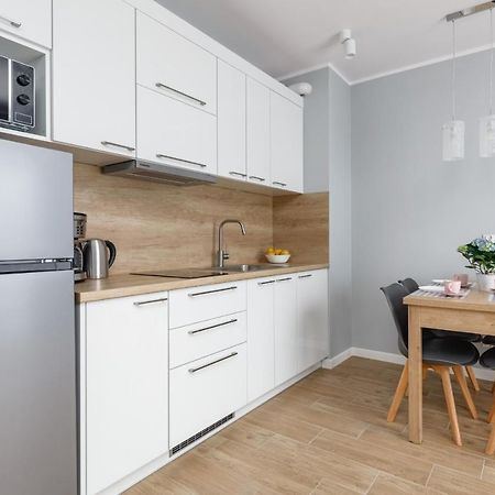 Apartment Rybacka With Parking&Balcony By Noclegi Renters Międzywodzie Kültér fotó