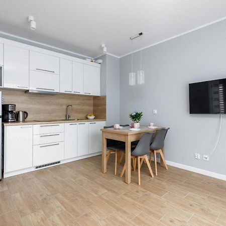 Apartment Rybacka With Parking&Balcony By Noclegi Renters Międzywodzie Kültér fotó
