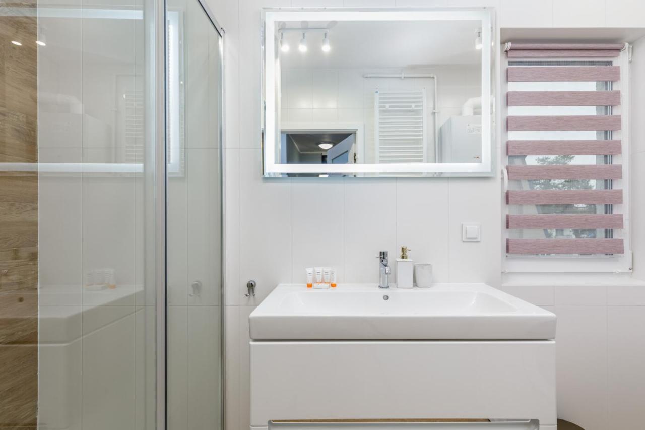 Apartment Rybacka With Parking&Balcony By Noclegi Renters Międzywodzie Kültér fotó